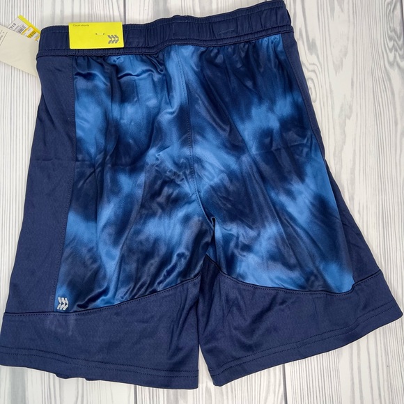 All in Motion Boys' Basketball Court Shorts - Picture 2 of 3